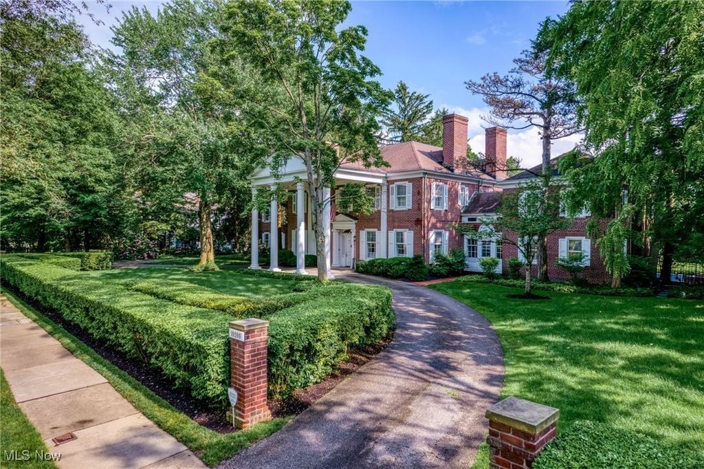 19200 S Woodland Rd