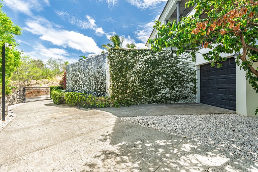Casa de Estrellas | Elegant 4BR Ocean View Home in Pacific Heights, Potrero