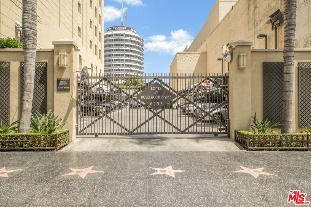 6253 Hollywood Blvd, #903
