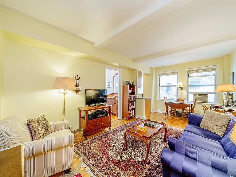 333 E 43rd St APT 316