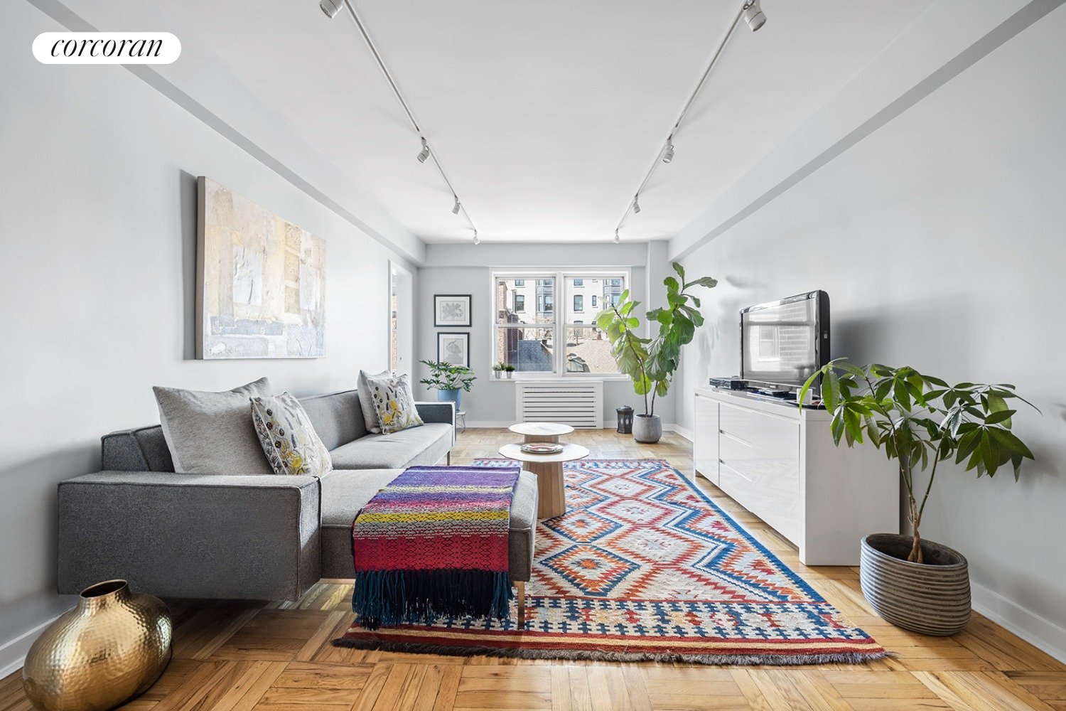 135 Willow Street, Unit 706