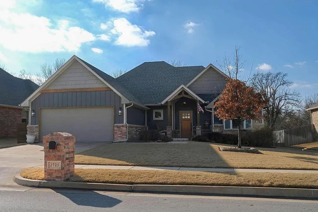 2725 Cypress Springs Blvd