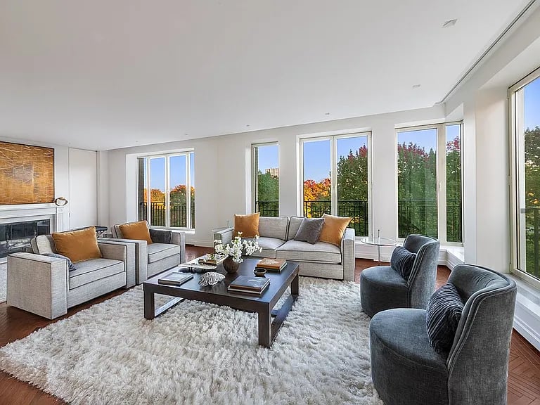 353 Central Park W 