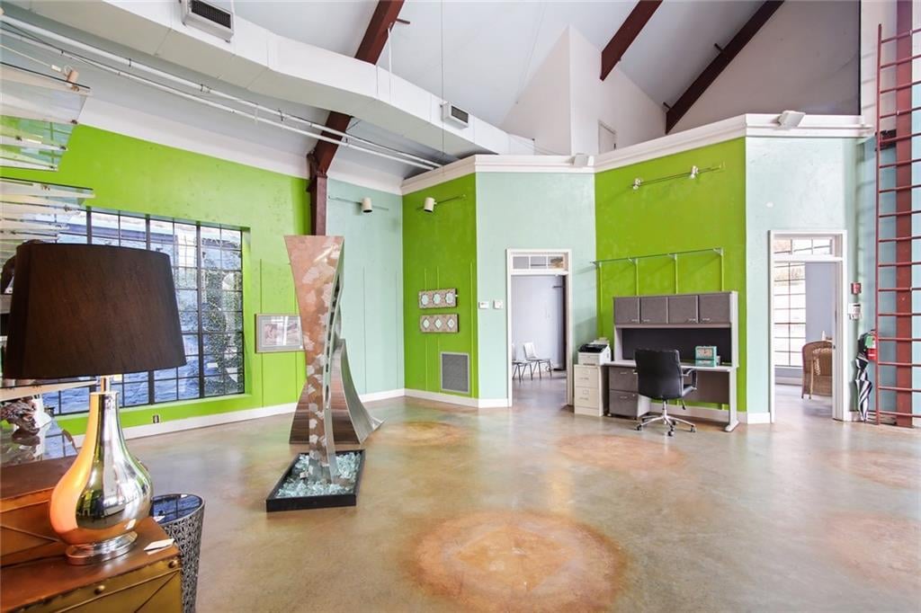 621 Elysian Fields Ave