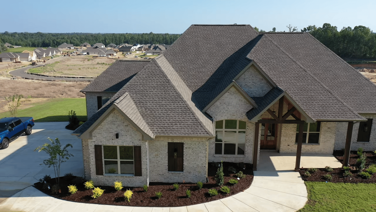 This JACKSON MS Suburb has New LUXURY Homes for CHEAP!!! | Flowood MS