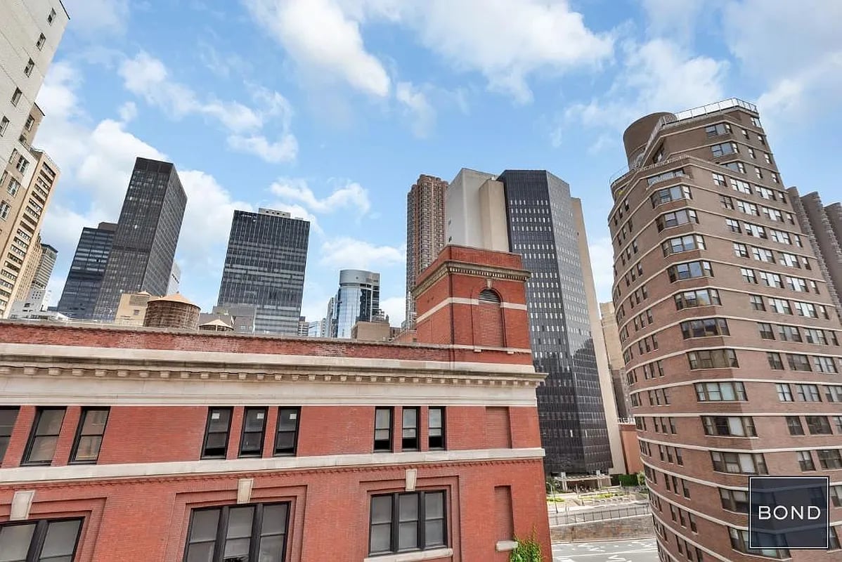 210 East 36th Street, #8-F