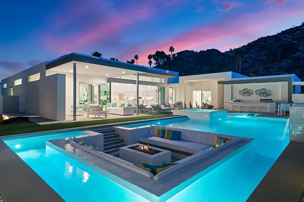 606 Las Palmas Estates Dr