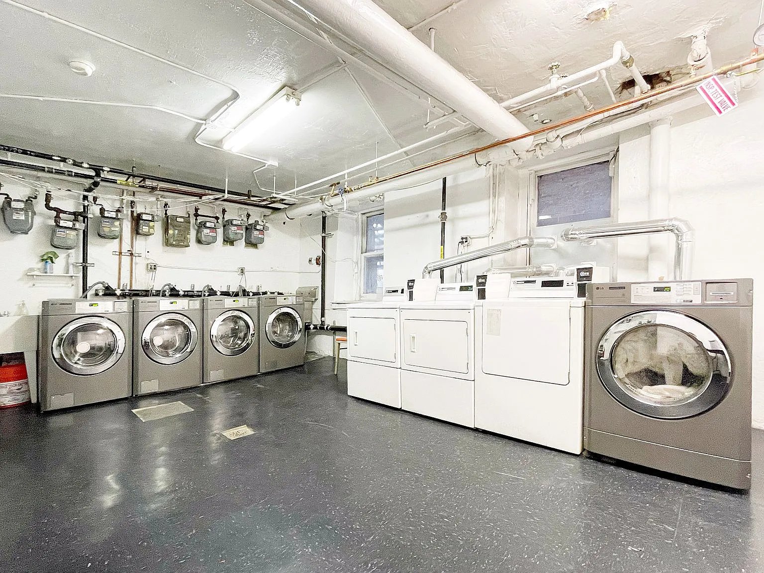 111 W 16th St APT 5C
