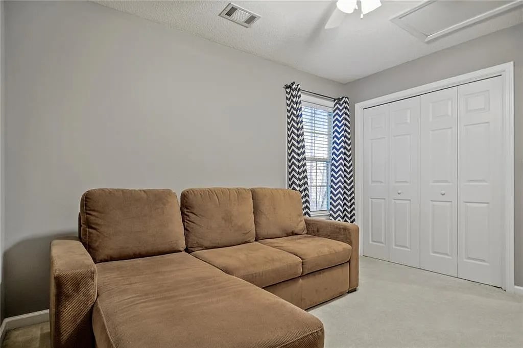 1172 Rhyne Chase