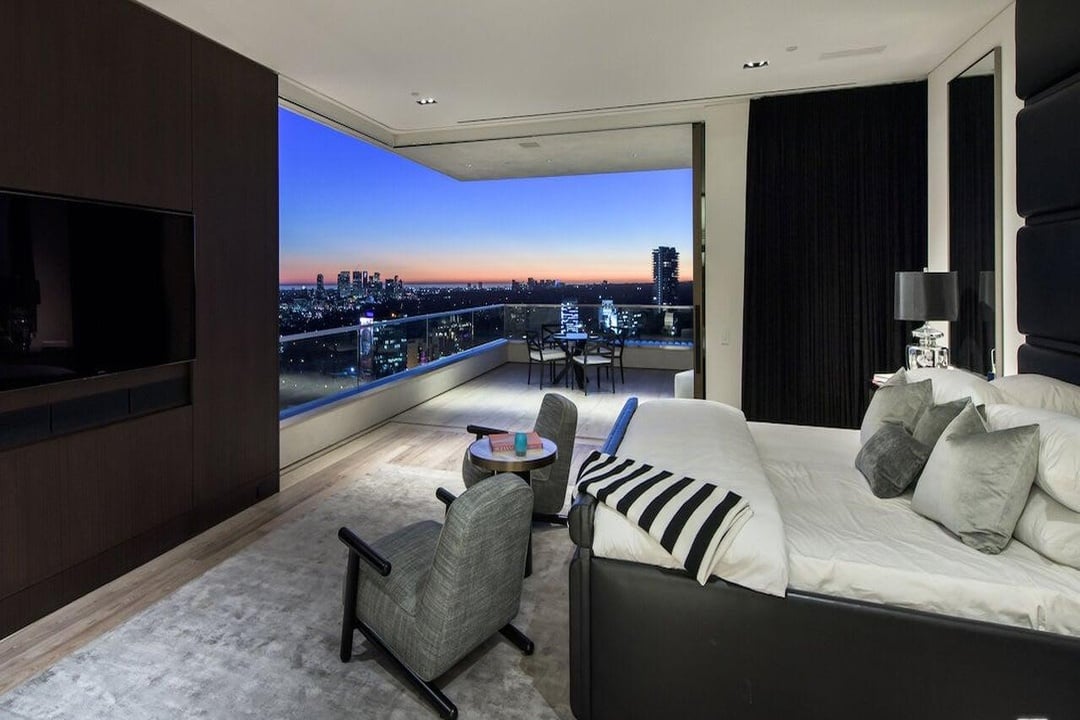 View Sapphire