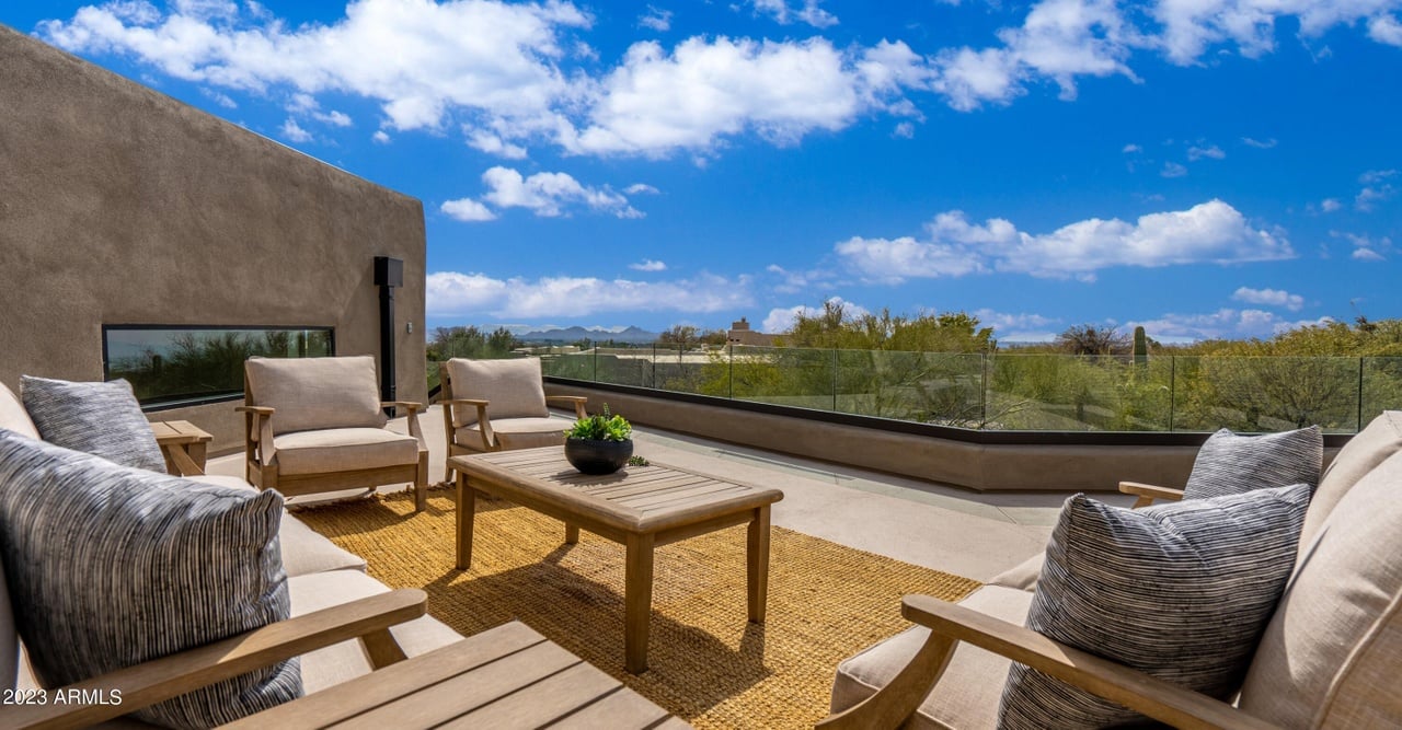 9387 E Adobe Dr