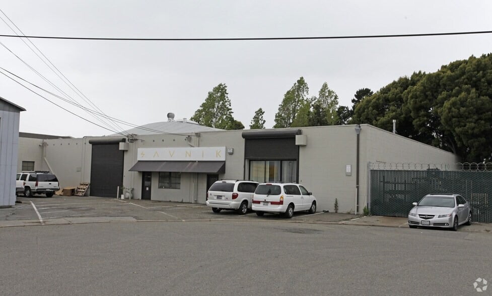 601 McClary Ave