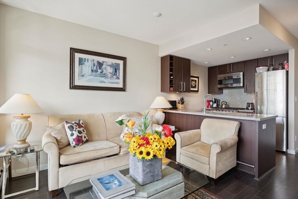 1708 Columbia St, #1407