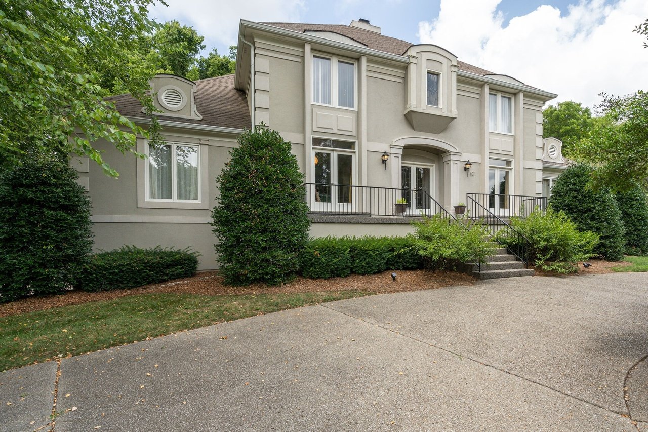 621 Post Oak Cir