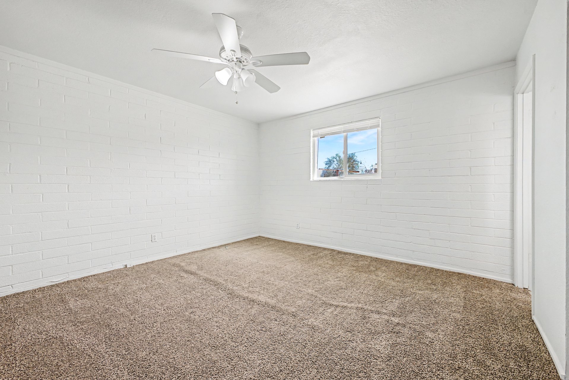 1319 Tulip Place