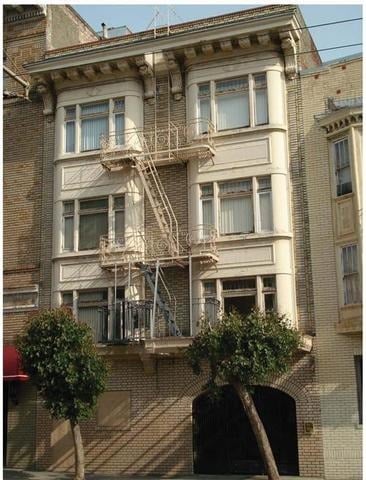 1082 Post St