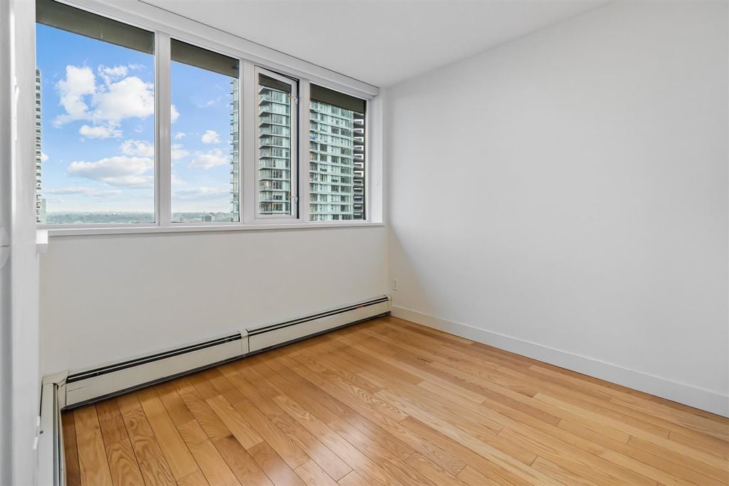 1325 Rolston St, #2305