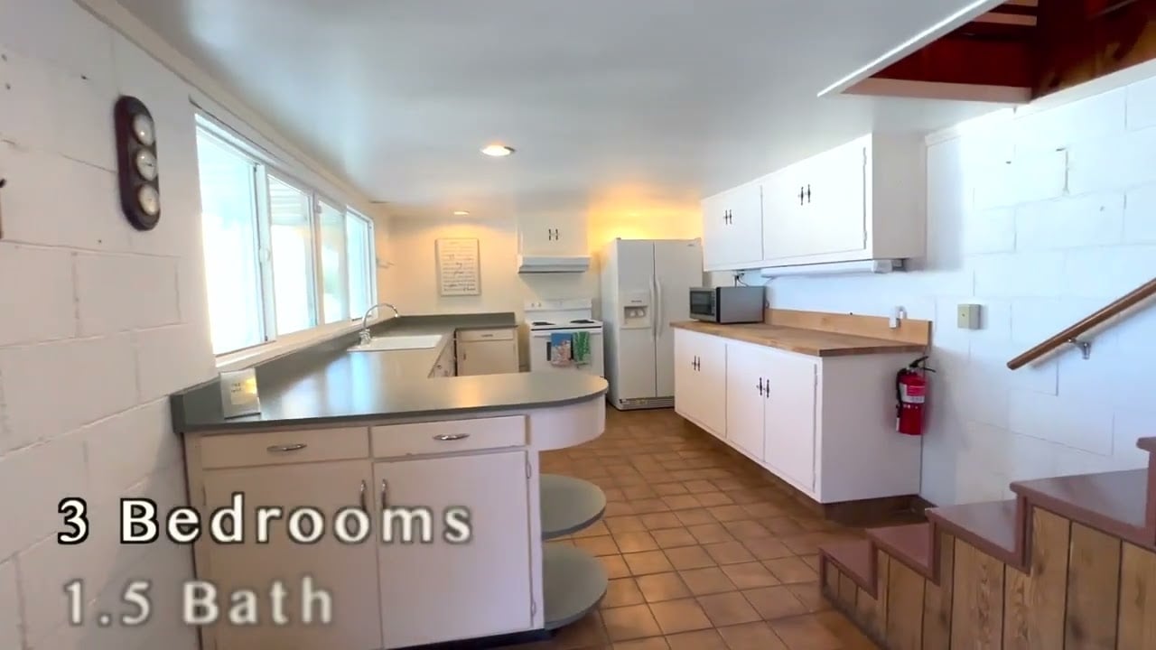 Experience the Ultimate Waterfront Lifestyle