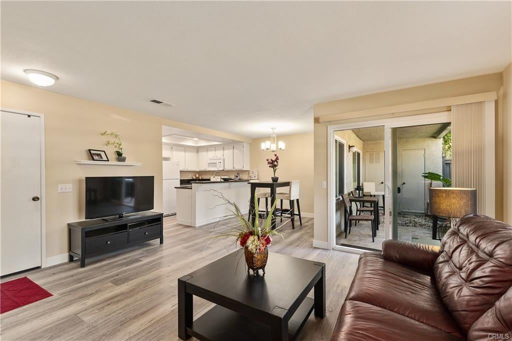 405 Tangelo, Irvine, CA 92618