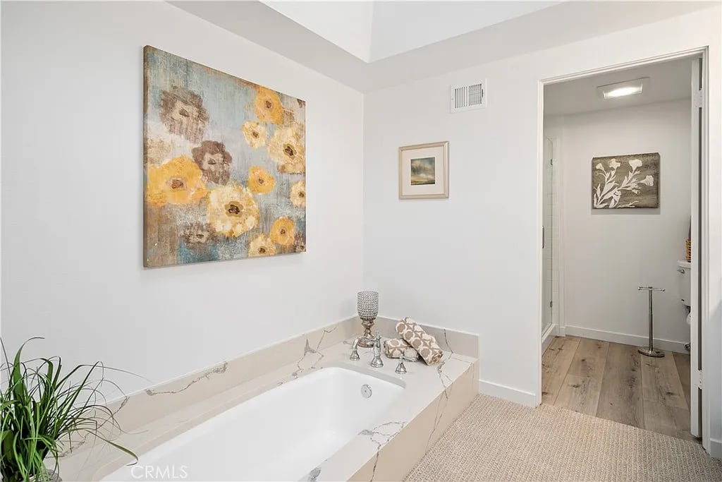435 Fairview Ave #7