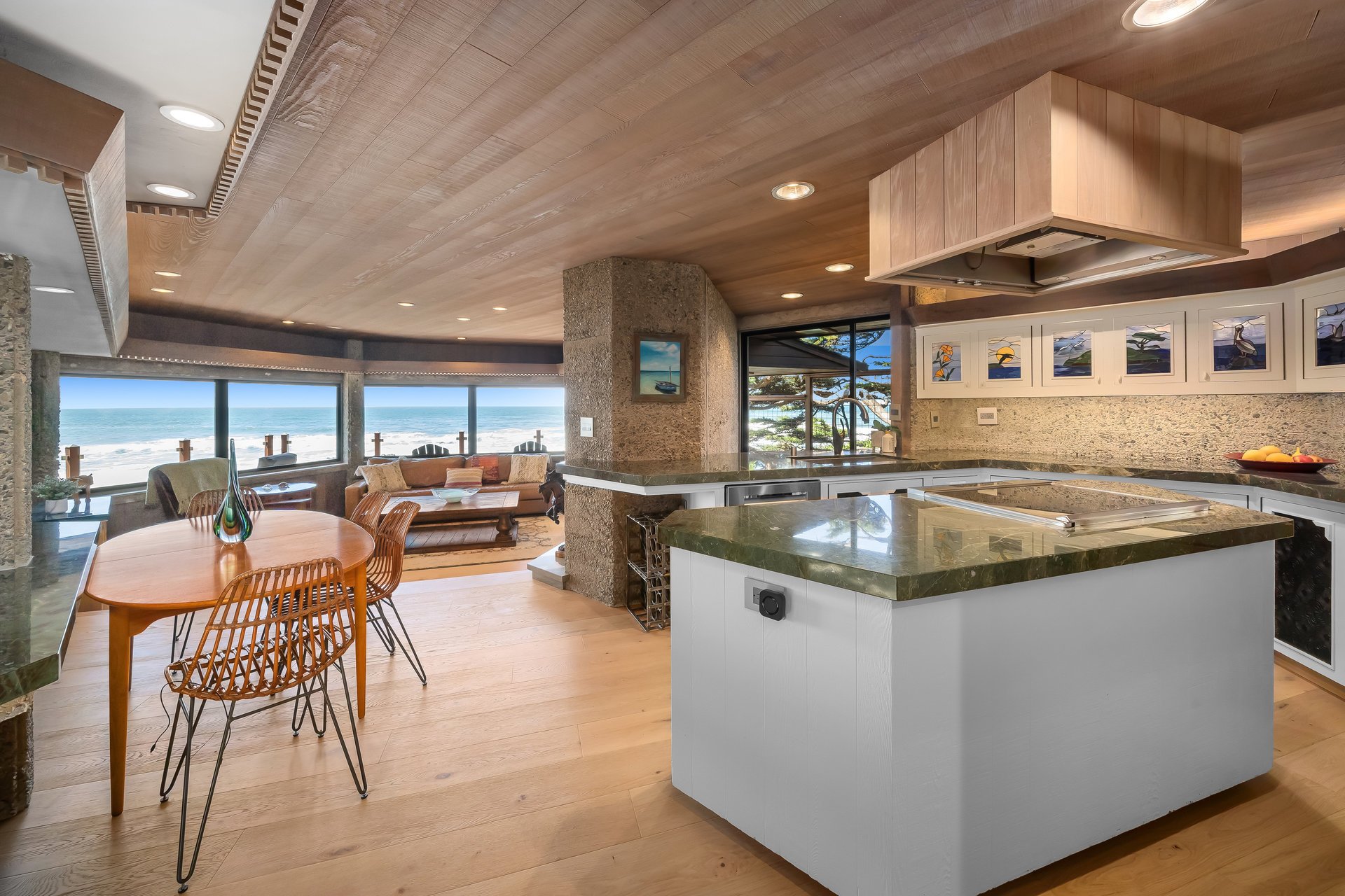 Oceanfront Luxury in Cambria - 2431 Sherwood Dr