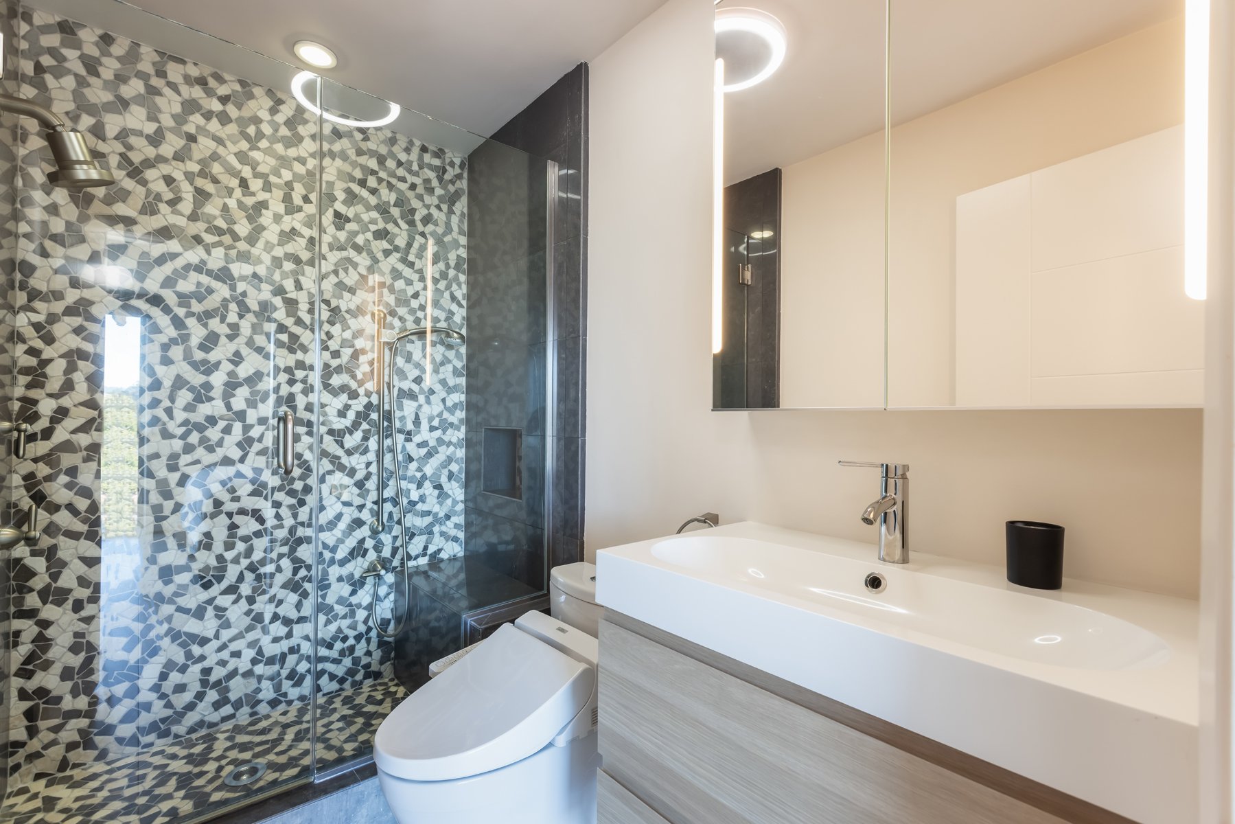 10751 Wilshire Blvd #908, Westwood