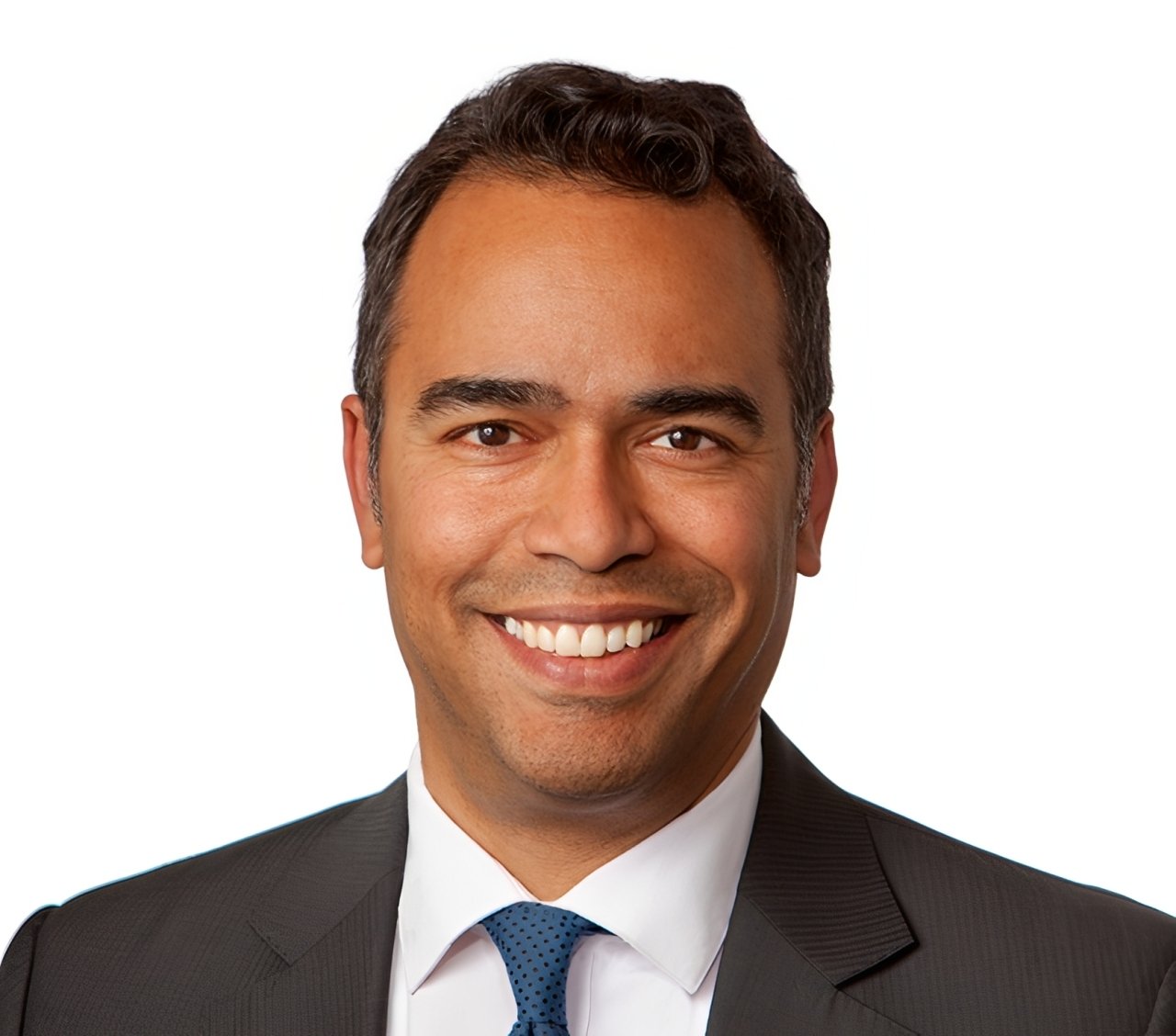 Elic Suazo Berkeley, CA Real Estate Agent Headshot