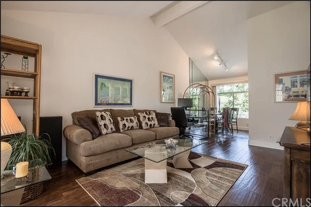 102 Sandpiper Ln