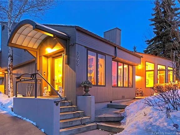 3066 American Saddler Dr