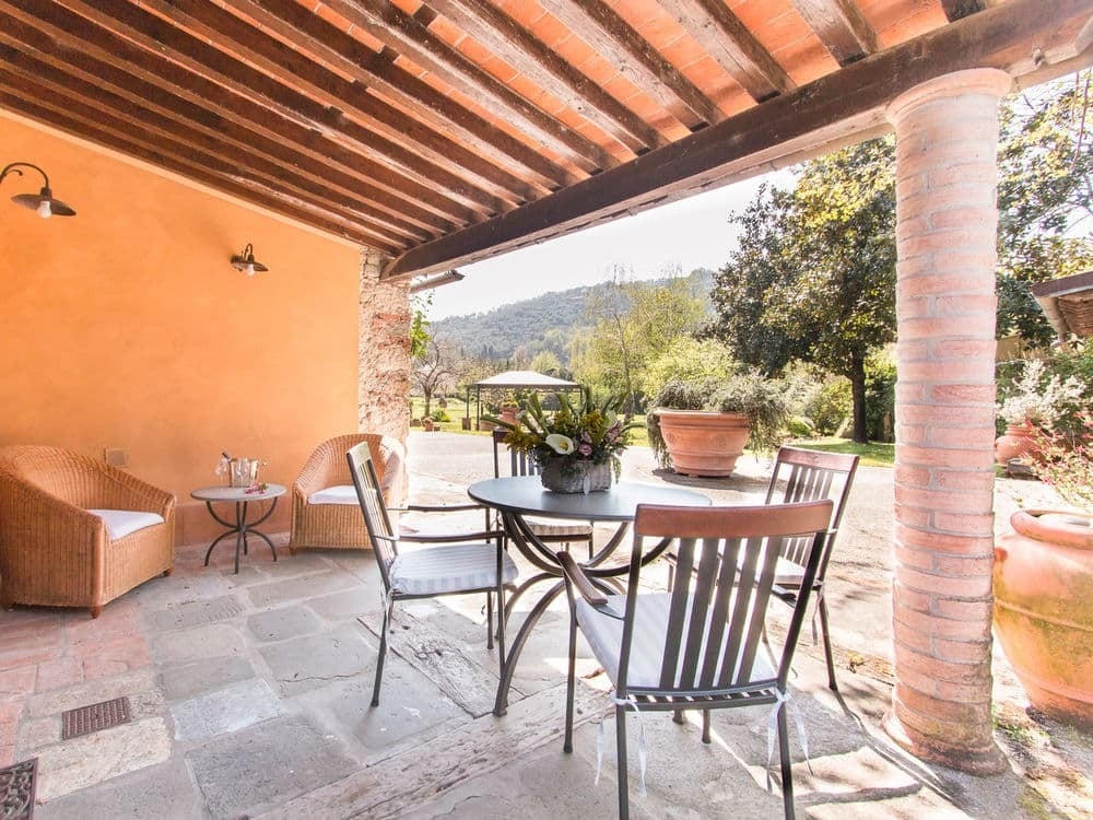 Charming Villa on the Versilian Coast of Tuscany