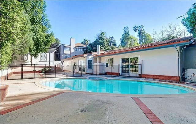 Mid-Century Charm Meets Natural Beauty in Nichols Canyon
