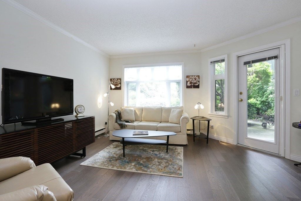 2800 Chesterfield Ave, #210
