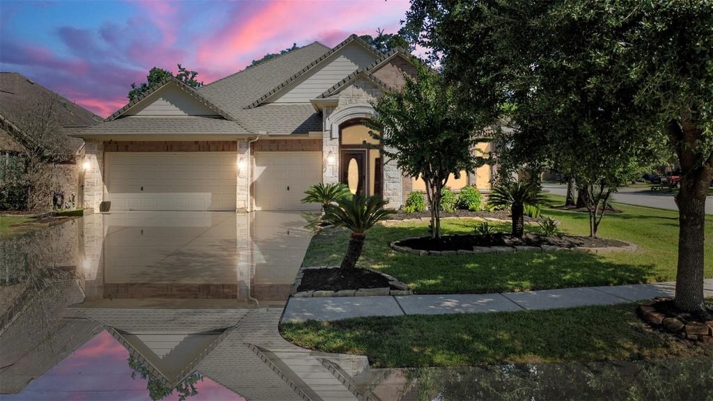 3011 Douglas Creek Ln