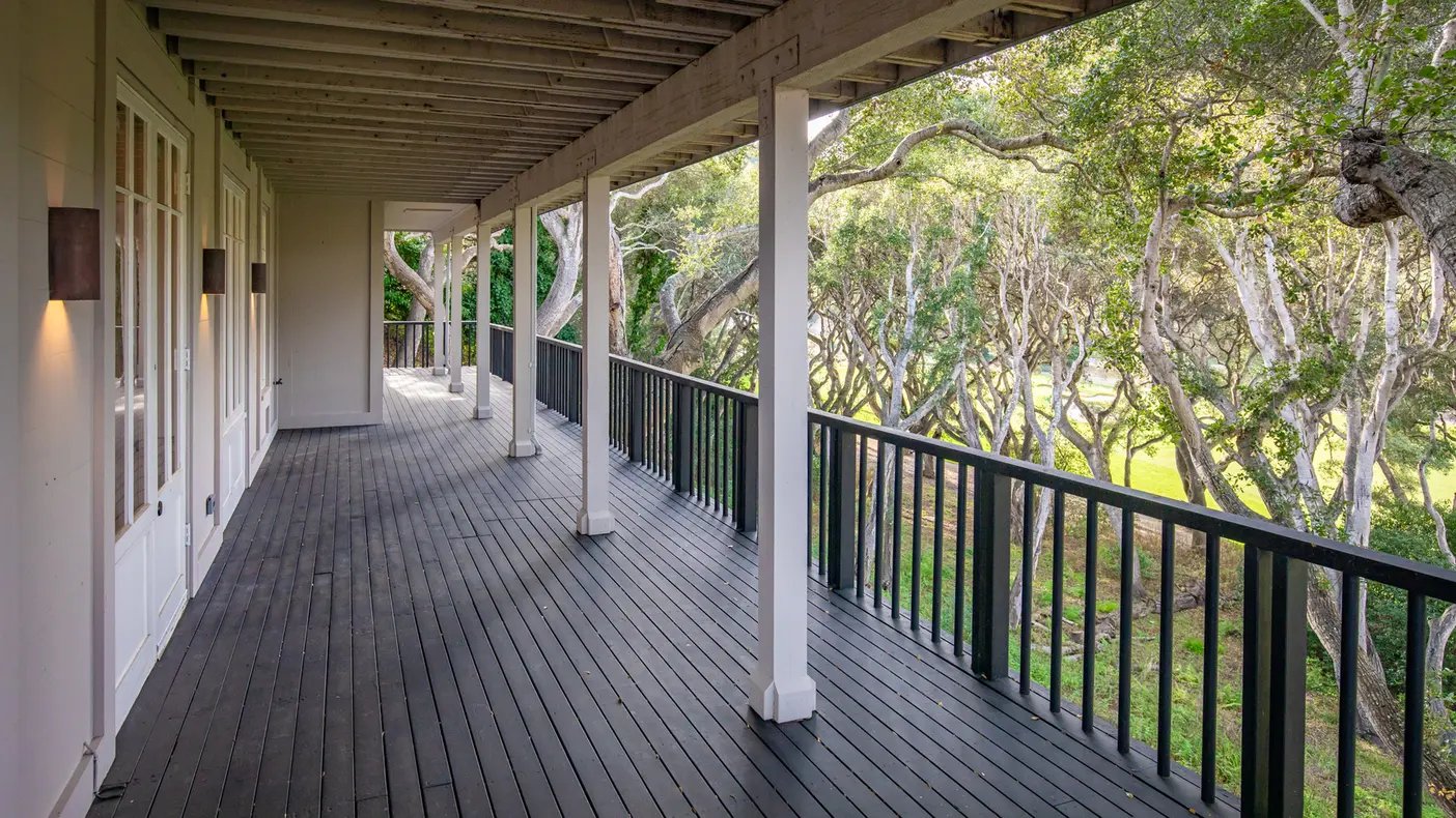 Oak Refuge