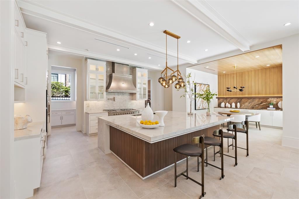 3315 Del Monte Dr