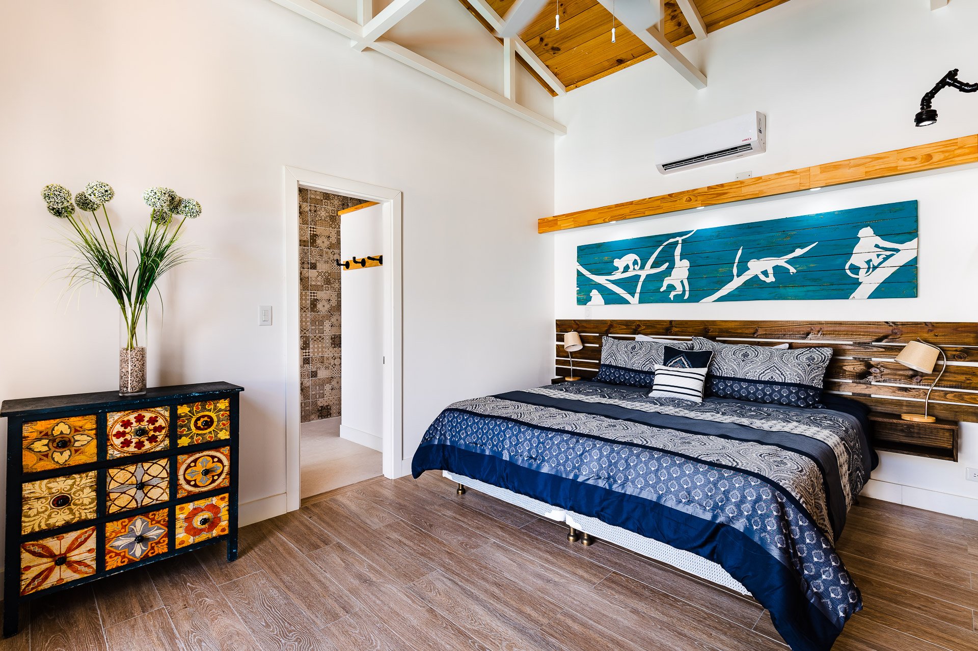 Villa Mot Mot | Welcome to Villa Mot Mot! Private Oasis! 2 Minute Walk to Beach!
