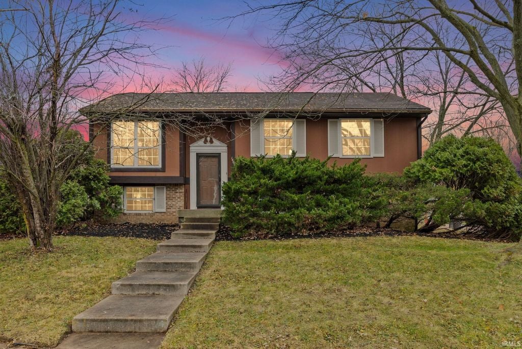 1401 Normandy Dr