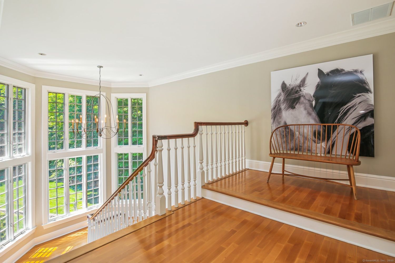 4 Longwood Dr