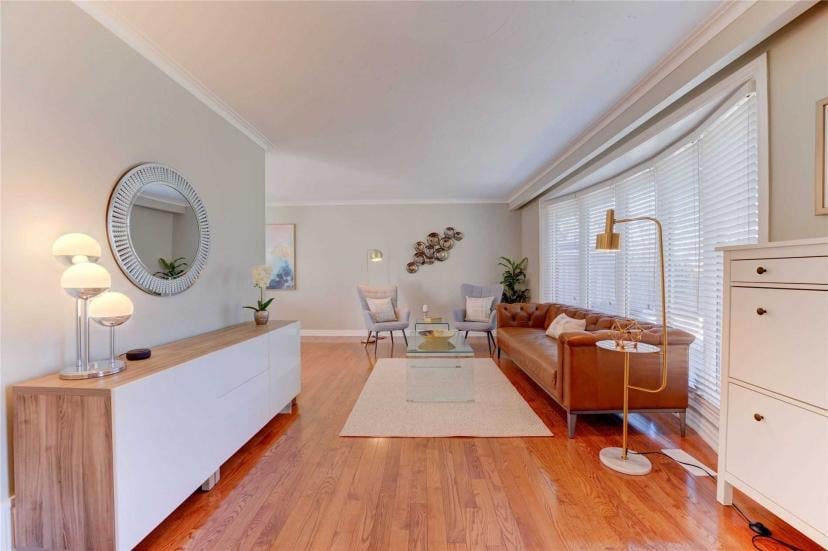 8 Sewell Dr