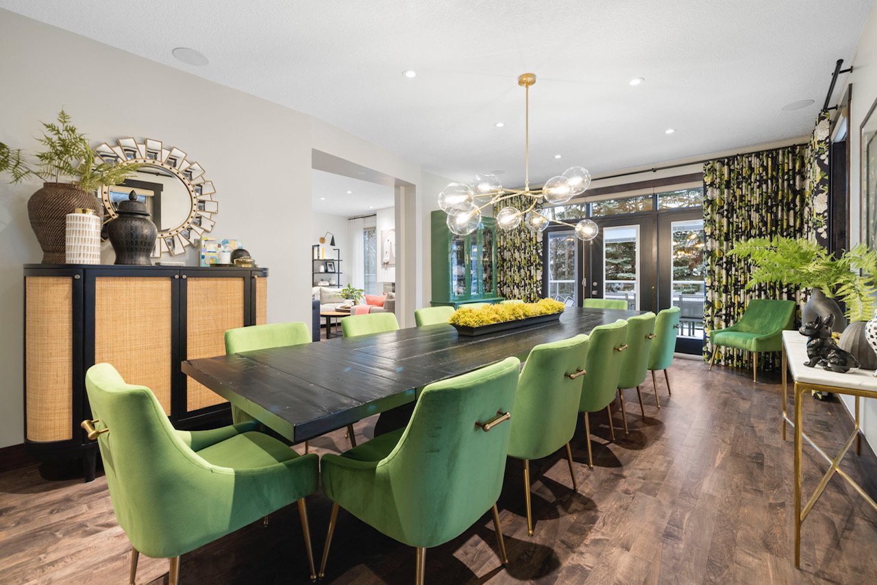 19 Bearspaw Ridge Crescent