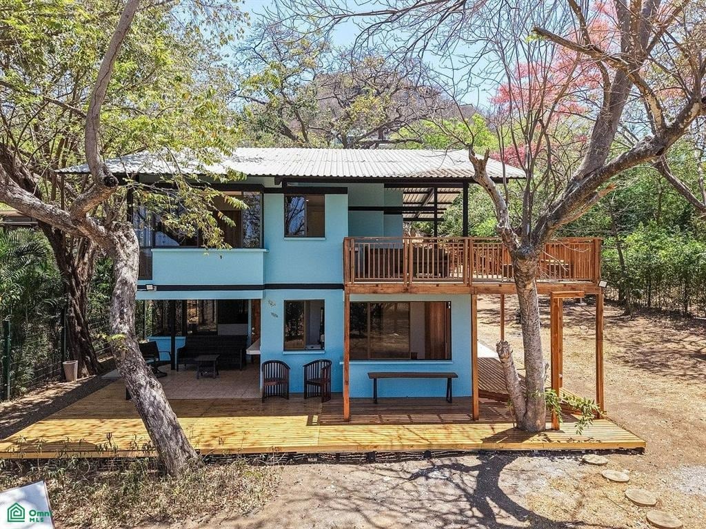 Botanikos | Rare Beachfront Property with Duplex in Playas del Coco