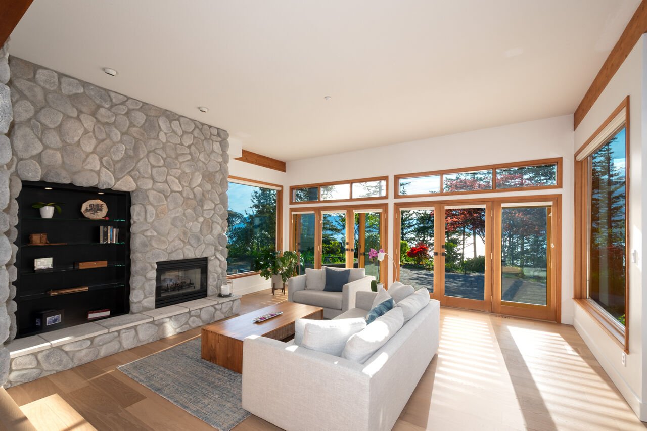 Macdonald Realty: 5 Newest Listings Close to Premier Golf