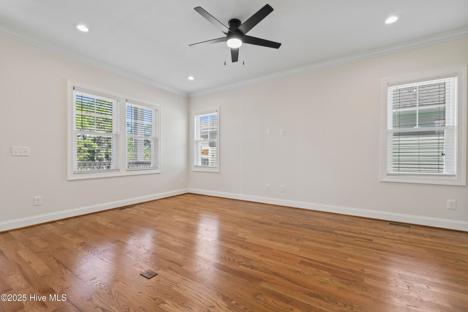 805 South Carolina Avenue