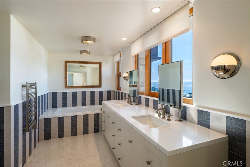 1901 Ocean Way