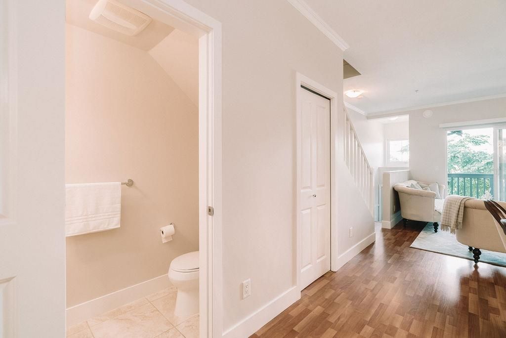 4468 Albert St, #307