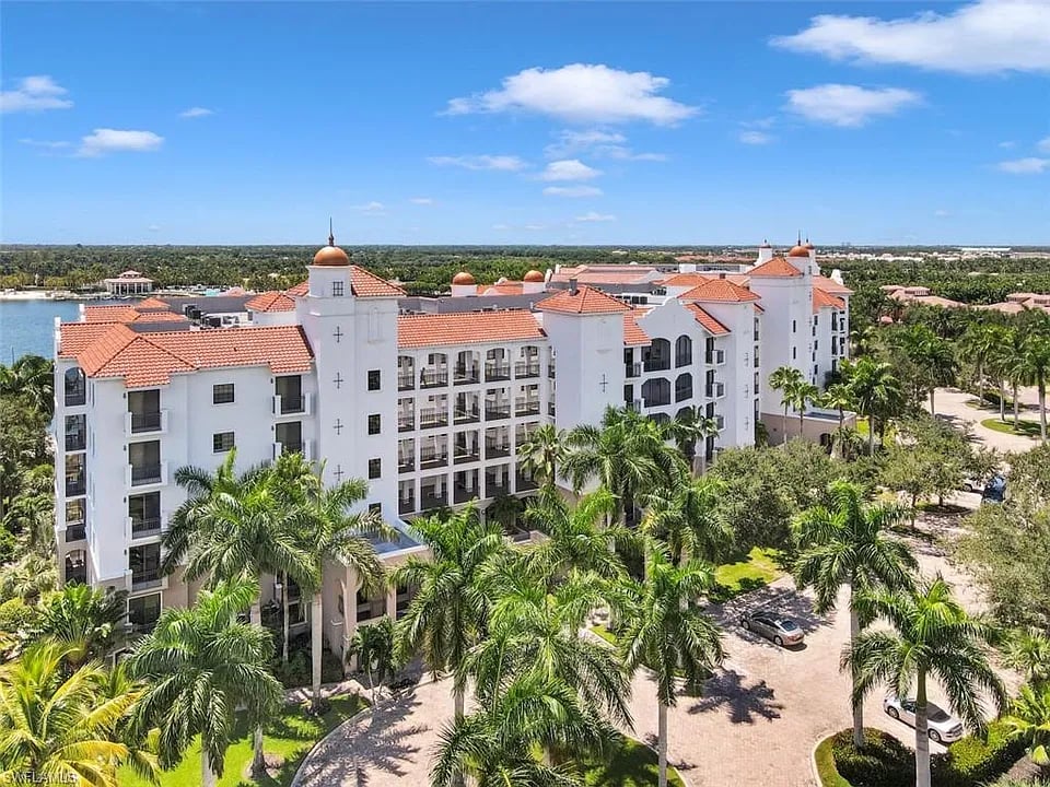 10731 Mirasol Dr #406