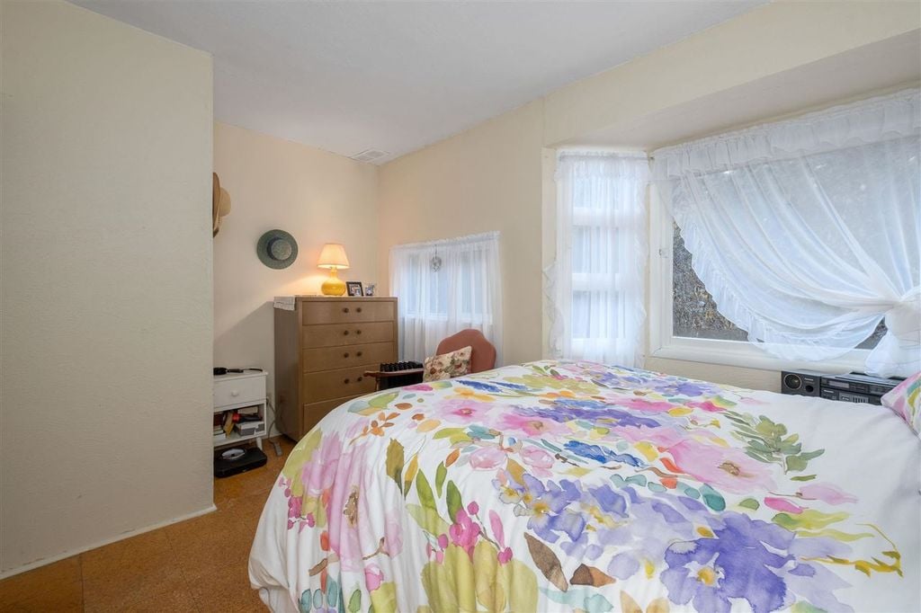 4520 Lynn Valley Rd