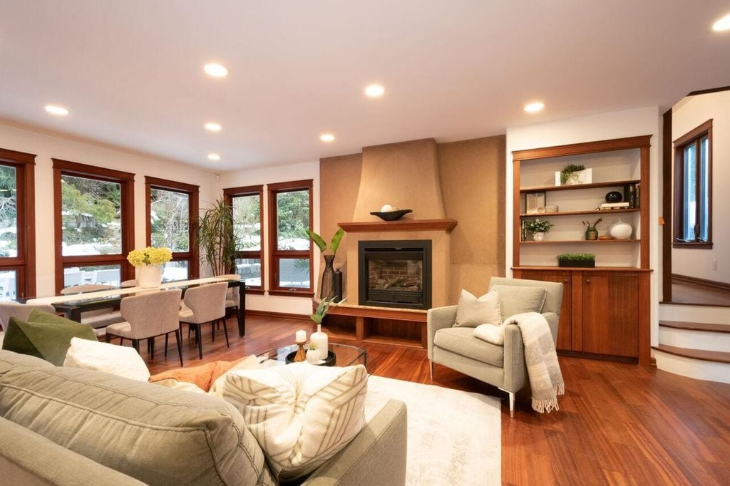 4397 Rockridge Rd