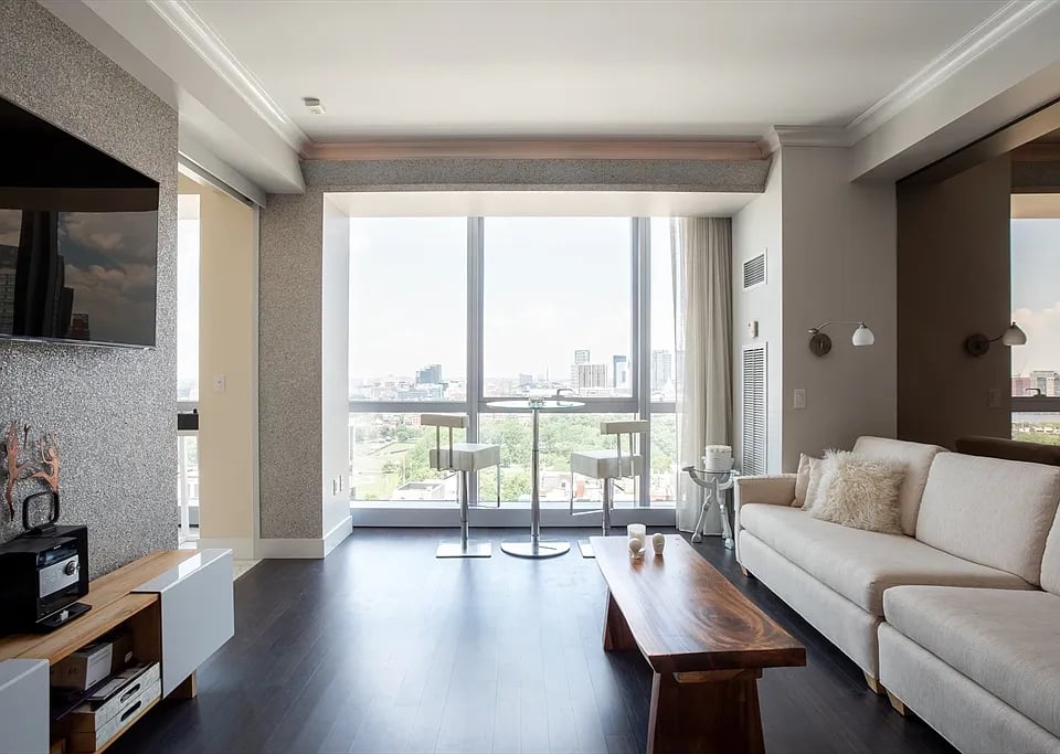 110 Stuart St Unit 23F