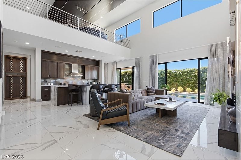 2790 La Bella Ct